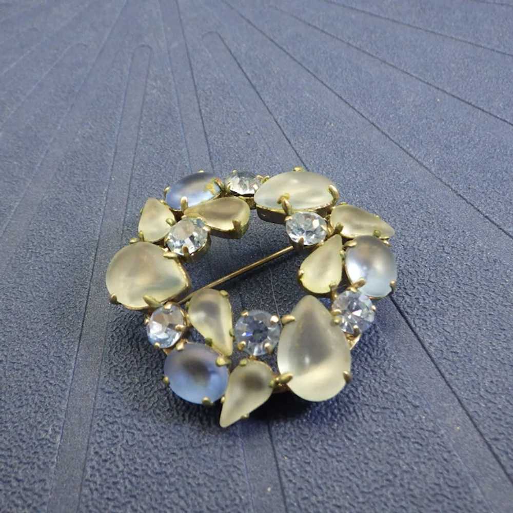 1940s Frosted Glass Rhinestone Brooch, Shades Of … - image 5