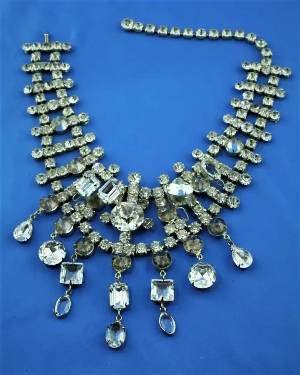 Kenneth Lane for Dynasty Necklace and Earrings - image 4