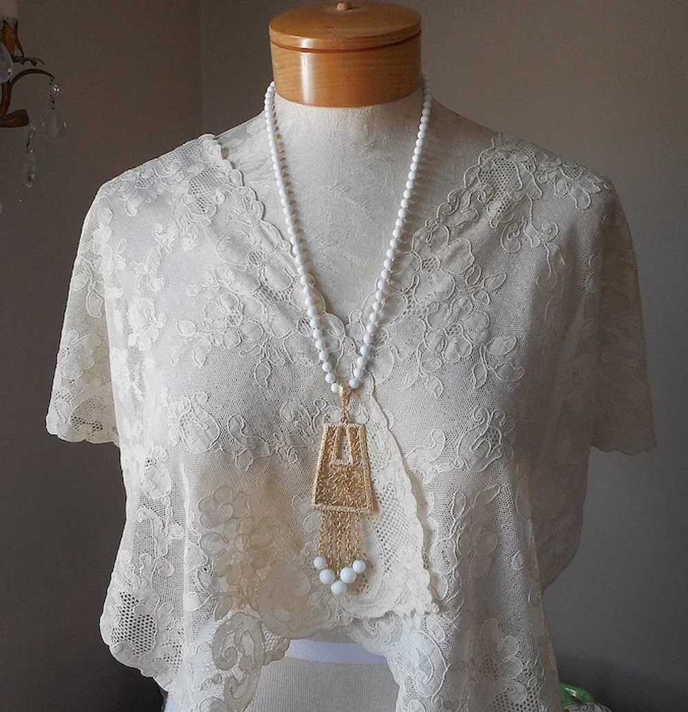 1970s Pendant Necklace White Beads Gold Filigree … - image 2