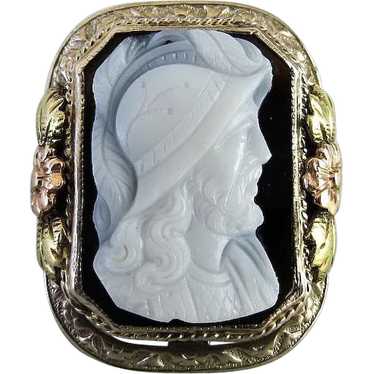 Circa 1900 Lady's 14K Tri-Colored Gold Agate Came… - image 1