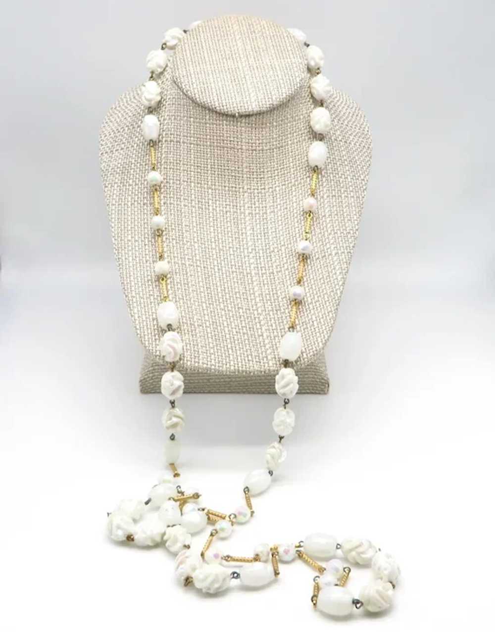 Hattie Carnegie White Beaded Necklace, Gold Tone … - image 2