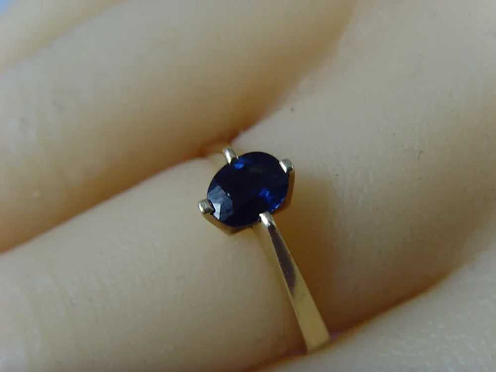 Vintage Sapphire 18ct gold ring - image 3