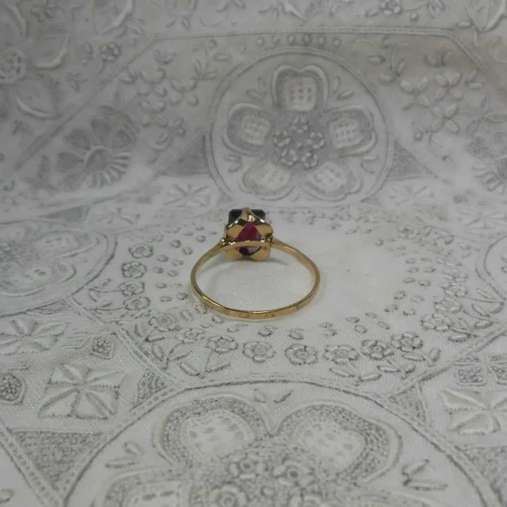 9 Kt Gold & Garnet Solitaire Ring - image 6