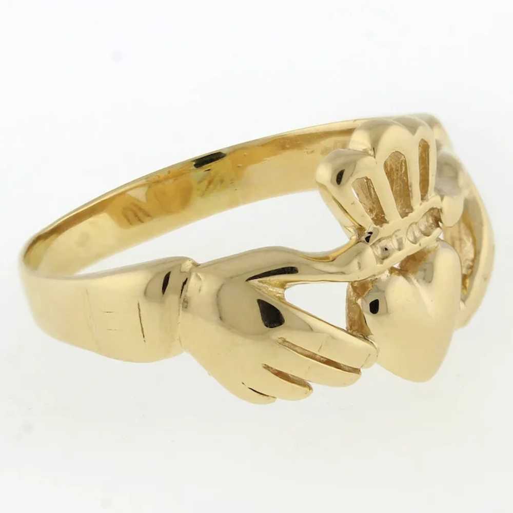 Vintage Claddagh Ring Solid 14K Yellow Gold Size … - image 3