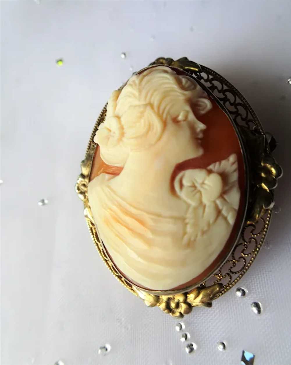 BEAUTIFUL Antique Cameo Brooch,Hand Carved Shell … - image 4