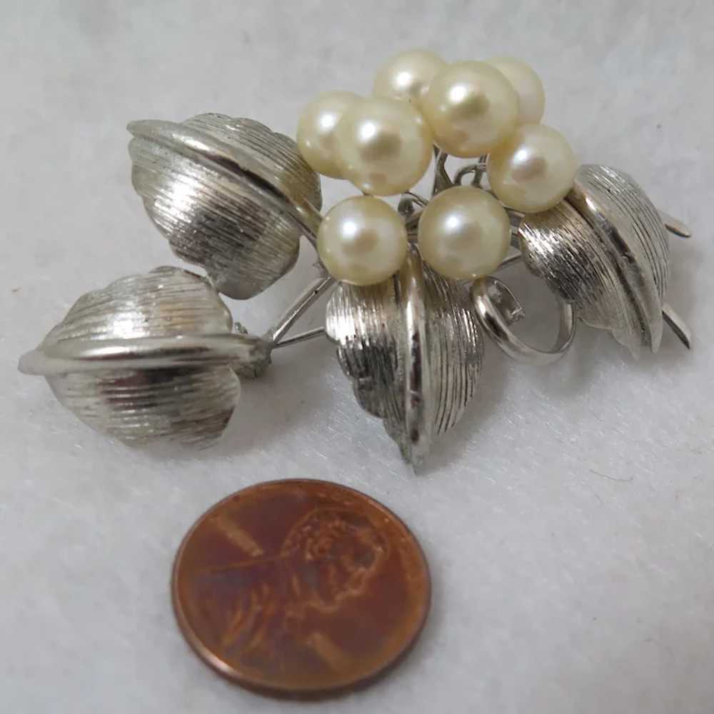 Sterling Cultured Pearl Mid-Century Brooch - image 4