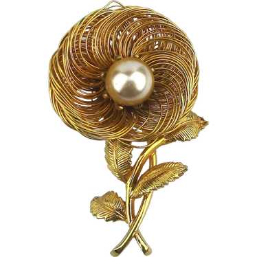 CASTLECLIFF Goldplate Pin Brooch - Wired Flower w/