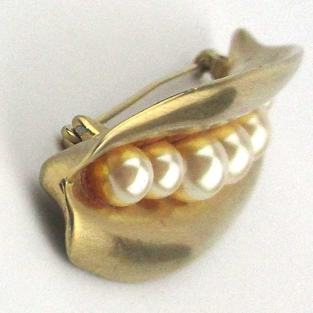 RICHELIEU Faux Pearl Goldtone Pea Pod Pin Toothy … - image 2