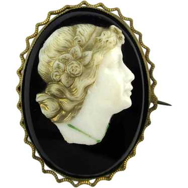 Old Victorian Carved Glass Cameo Pin Brooch - image 1