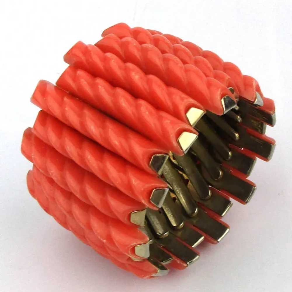 Rippling Coral Lucite Plastic Stretch Bracelet 2 … - image 2