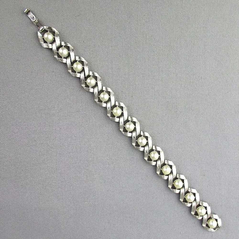 Crown Trifari Silvertone Link Bracelet w/ Faux Pe… - image 2