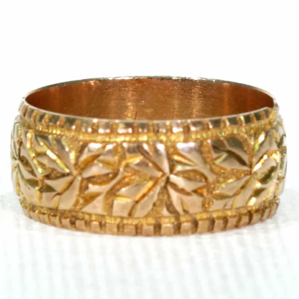 Victorian Leaves 9k Gold Wedding Band Ring Sz 6 - image 3