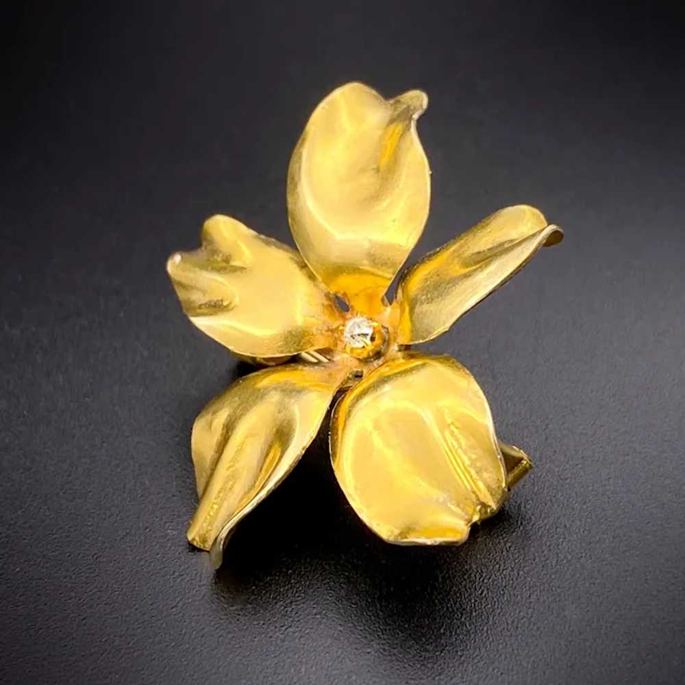 Antique 14K Gold & Diamond Flower Brooch/Pendant - image 3