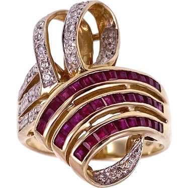 Vintage Retro 14K, Ruby & Diamond Ring