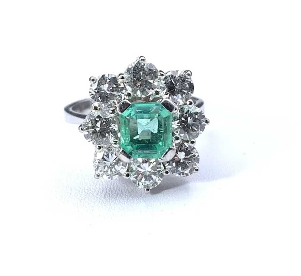 18K, Light Green Emerald (Beryl) & Diamond Ring - image 5