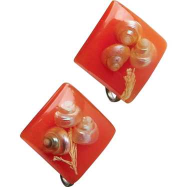 Gorgeous ORANGE LUCITE Embedded Shell Vintage Ear… - image 1