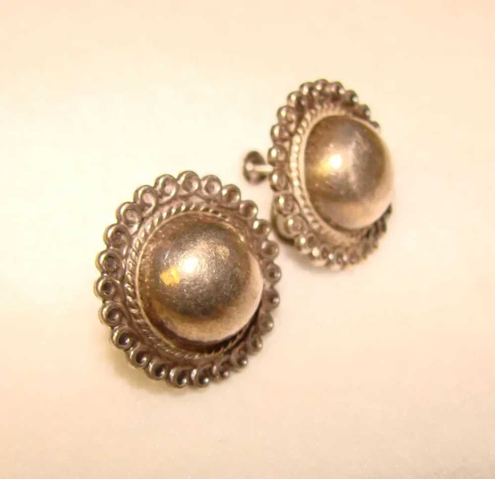 Gorgeous STERLING Silver Vintage Ornate Dome Earr… - image 2
