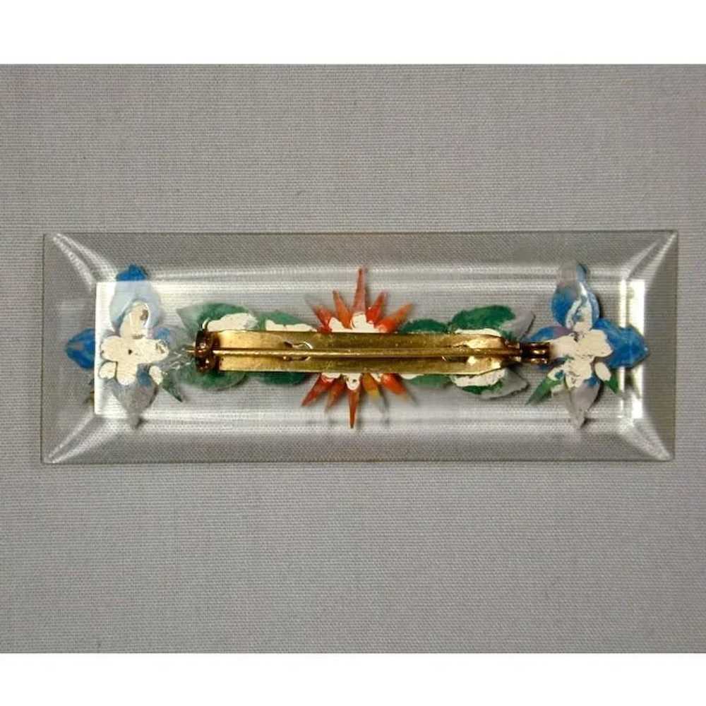 Reversed-Carved Lucite Flower Pin - A Retro Flora… - image 3