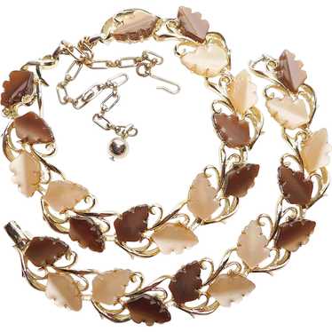 Gorgeous THERMOSET Plastic Leaf Necklace & Bracel… - image 1