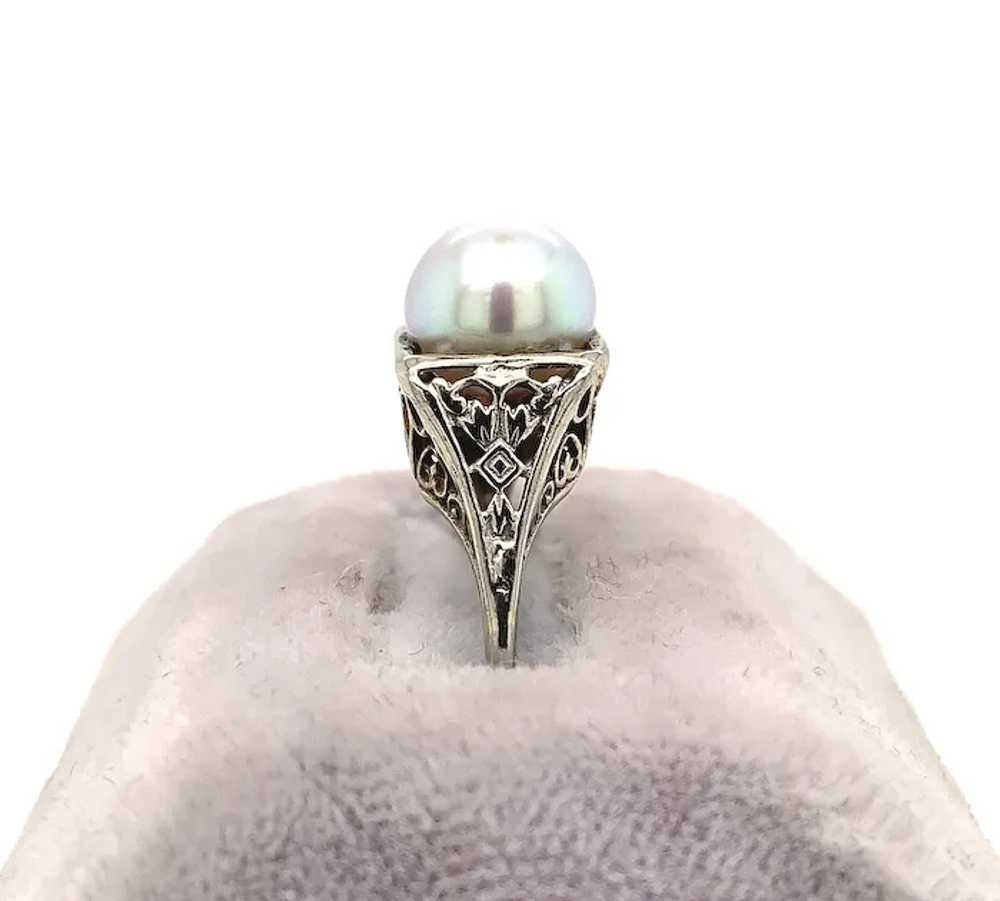 18K Art Deco 8mm Pearl Filigree Ring - image 3