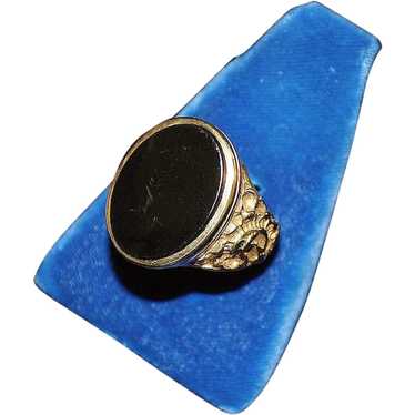English Victorian 9K Gold and Onyx Signet Ring