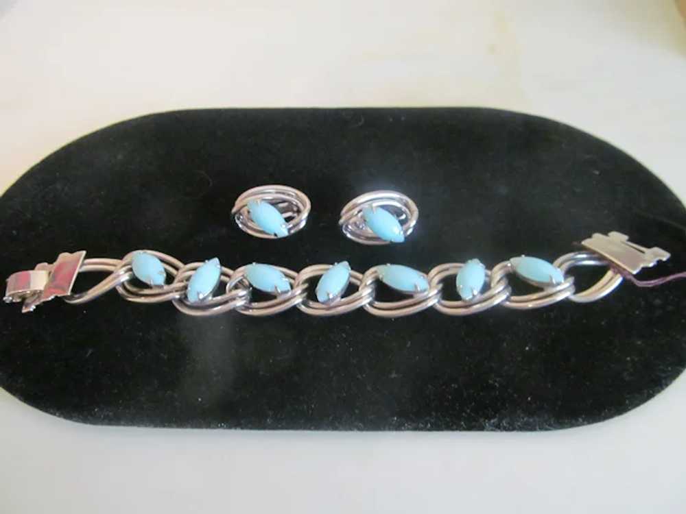 Lovely blue and silver bracelet and earring set - image 3