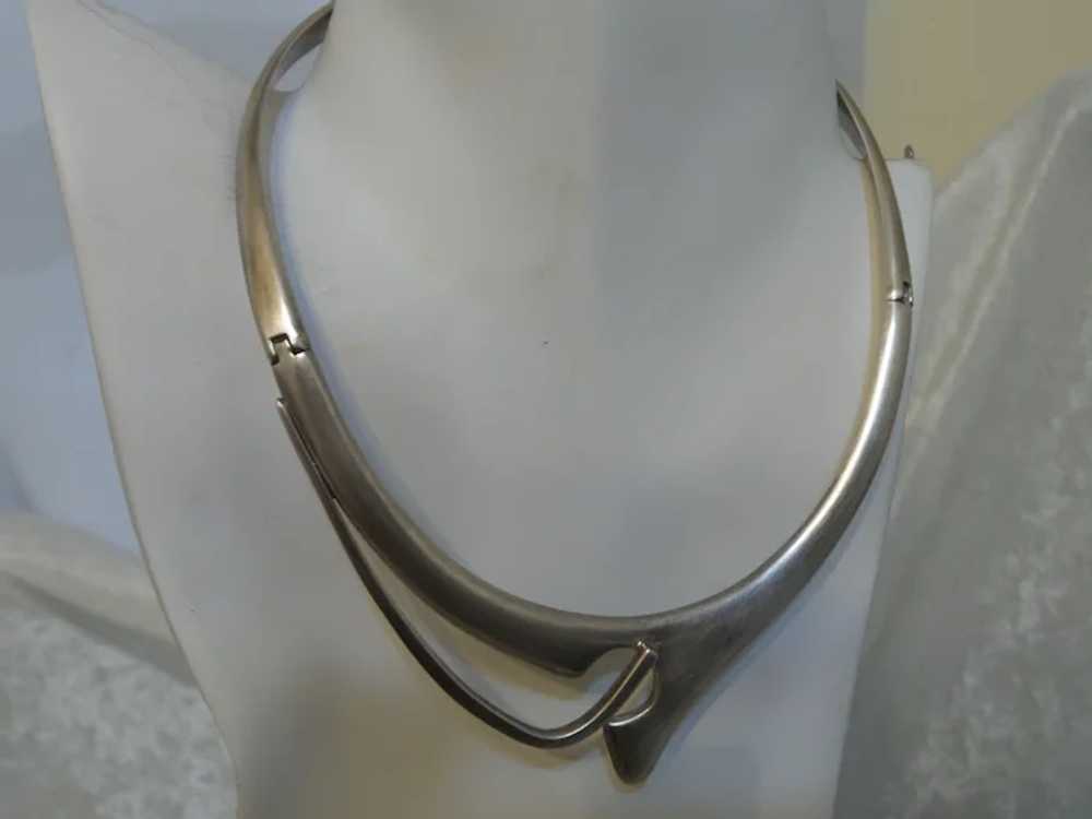 Signed Mexico TH-99 Silver Modernist Collar Choker - image 10
