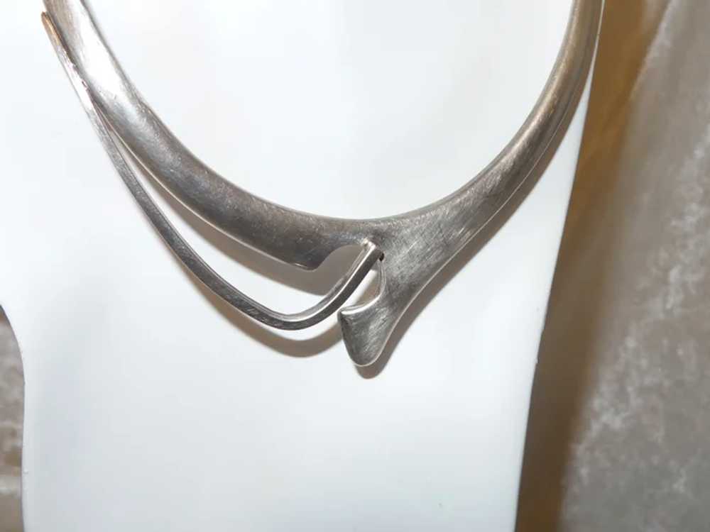 Signed Mexico TH-99 Silver Modernist Collar Choker - image 4