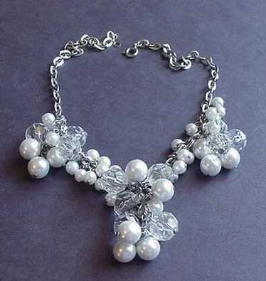 Vintage Jewelry Faux White Pearl Cluster Necklace