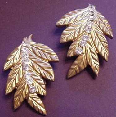 Vintage Pair of Celluloid and Rhinestone Leaves D… - image 1