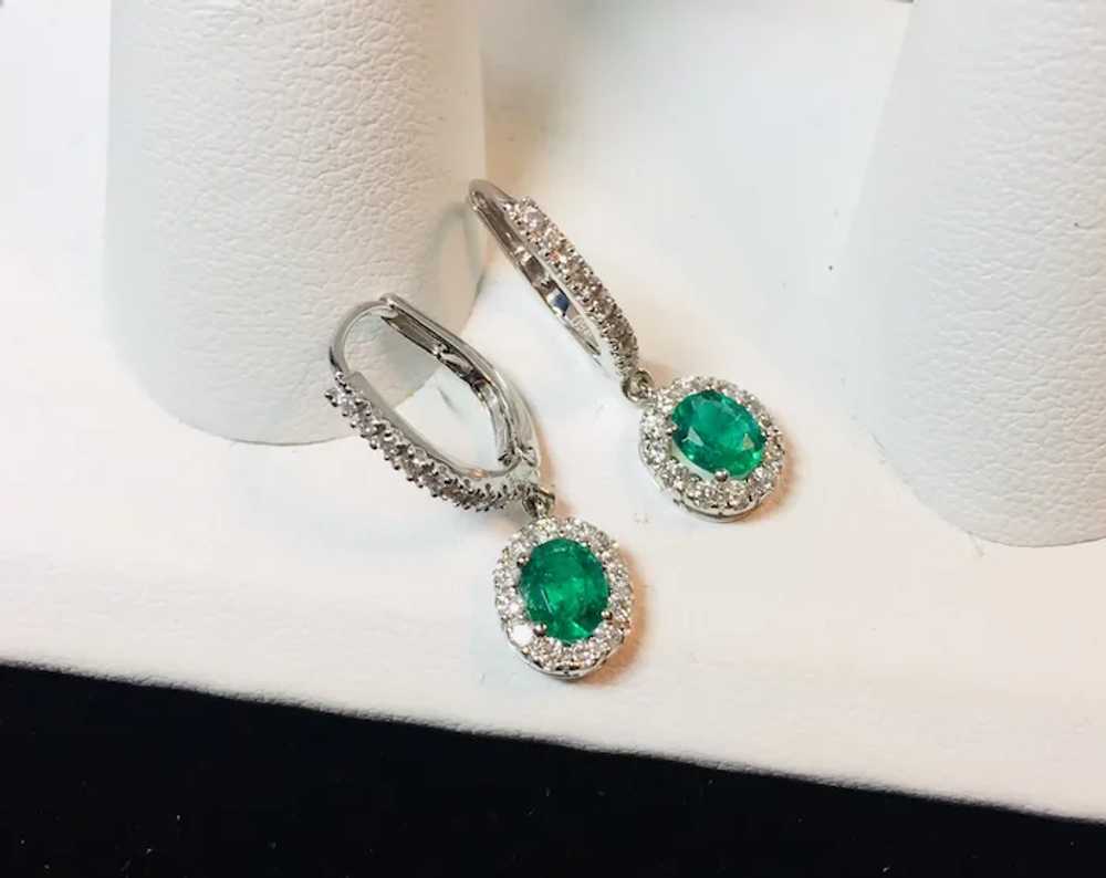 18k White Gold Emerald and Diamond Earrings - image 4