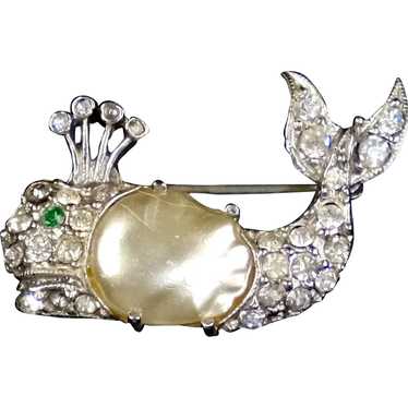 Sweet Whale Baroque Pearl Scatter Pin Rare - image 1