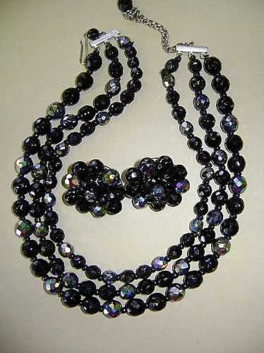 VINTAGE Black Glass Three Strand Necklace with Lar
