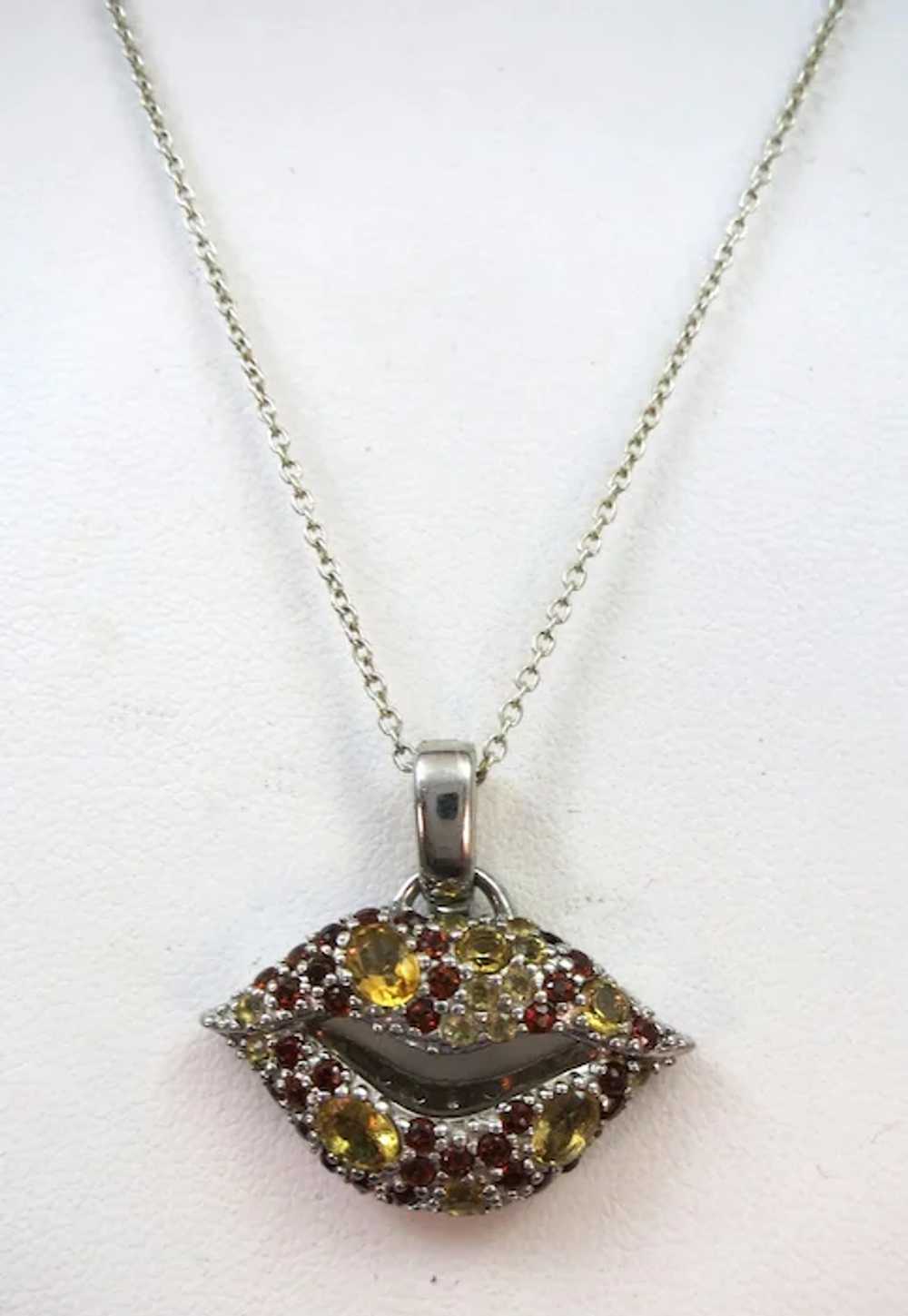 VINTAGE Sterling Necklace with Lips Pendant   Fun! - image 2