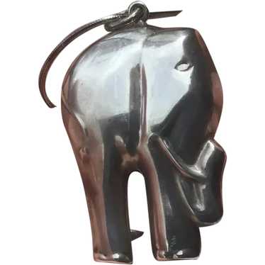Large Sterling Silver African Elephant Pendant Ne… - image 1