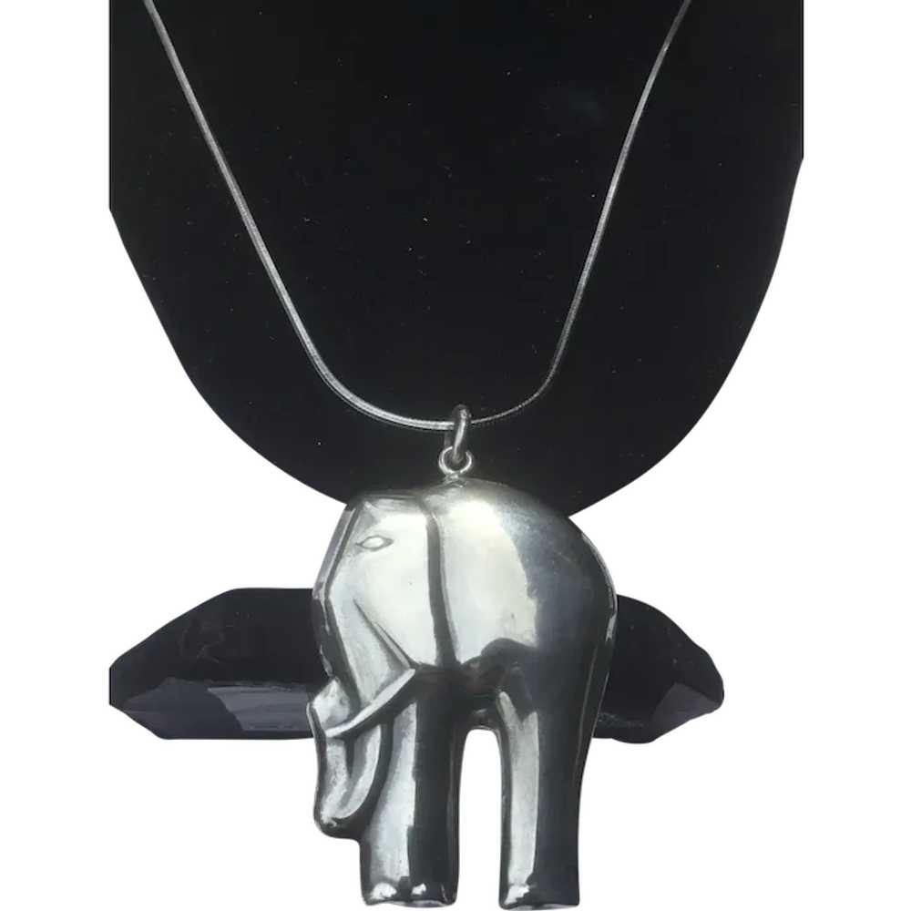 Large Sterling Silver African Elephant Pendant Ne… - image 3