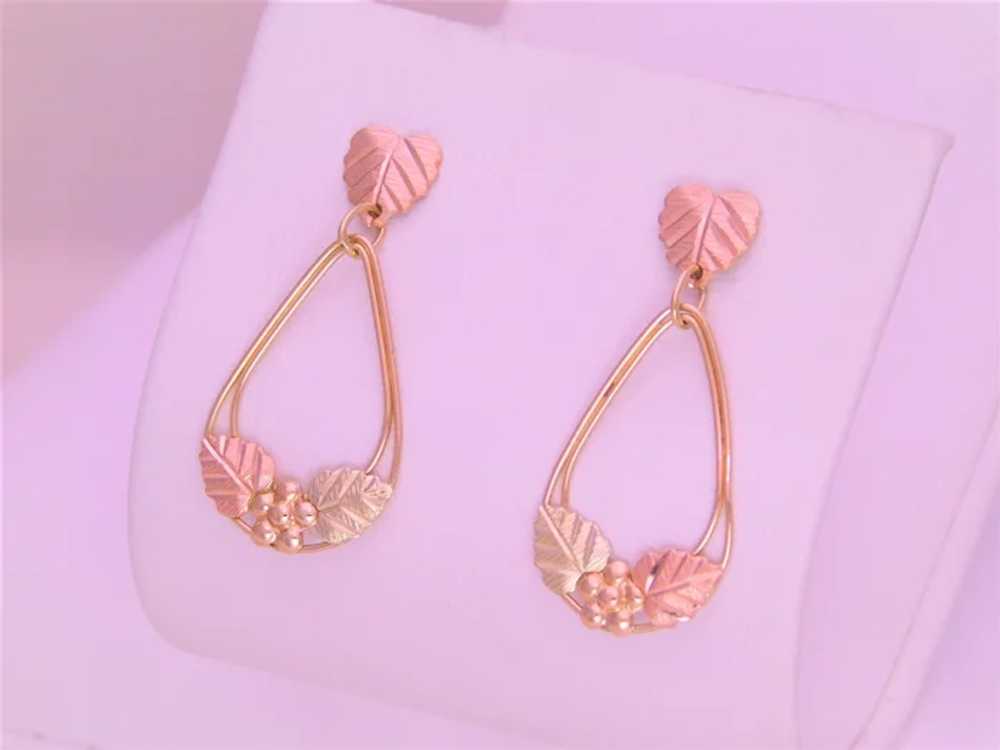 Vintage 10k Gold Floral Dangle Earrings - image 5