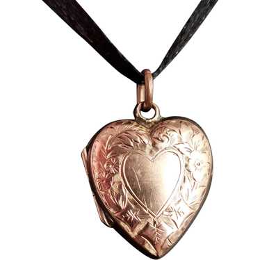 Antique 9k gold Heart shaped locket pendant - image 1