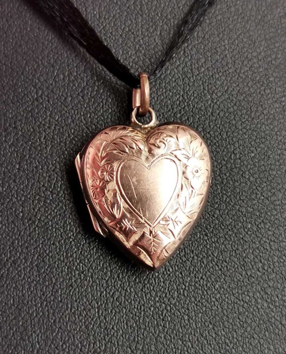 Antique 9k gold Heart shaped locket pendant - image 2