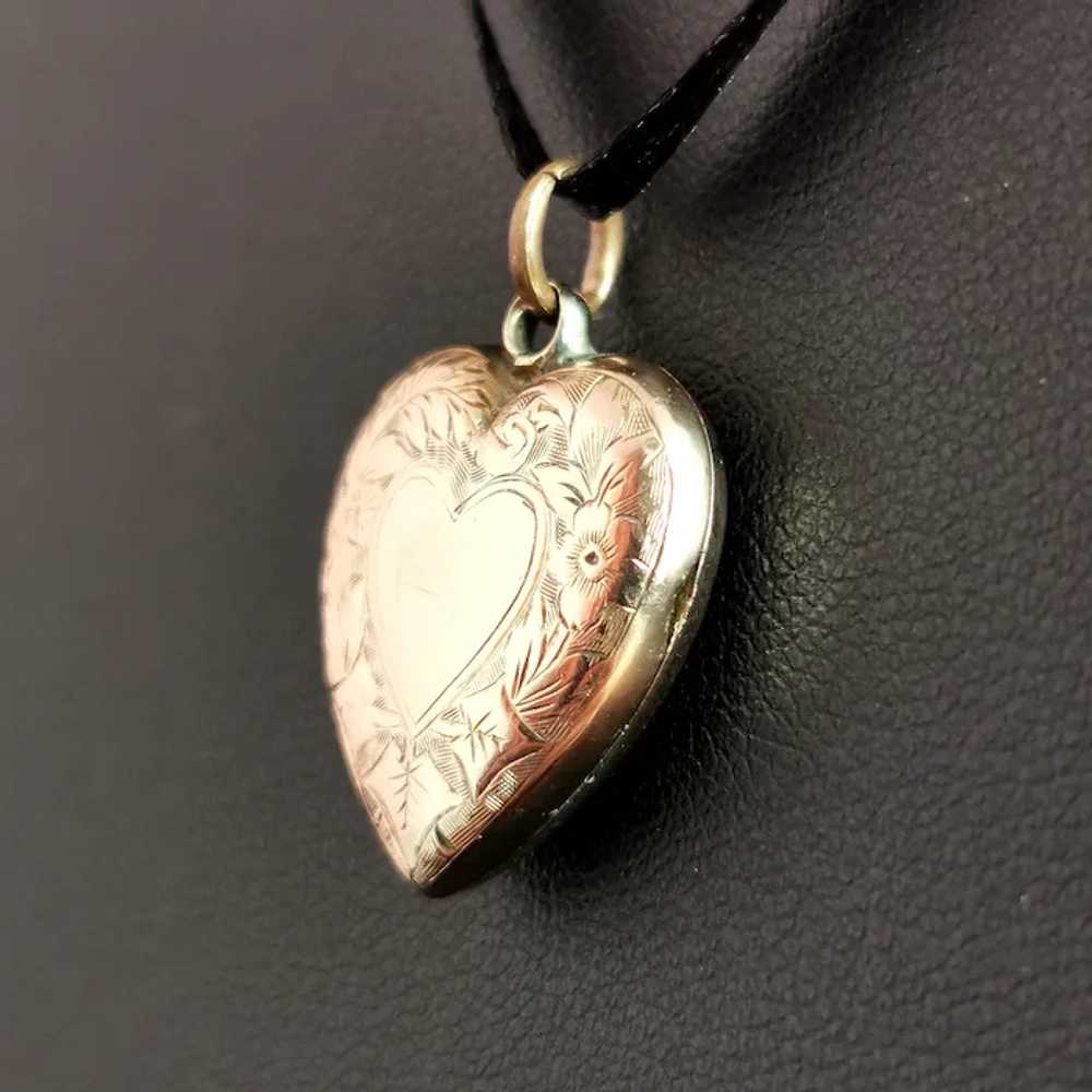 Antique 9k gold Heart shaped locket pendant - image 3