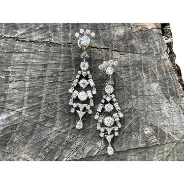 Art Deco Platinum and Diamond Chandelier Earrings - image 1