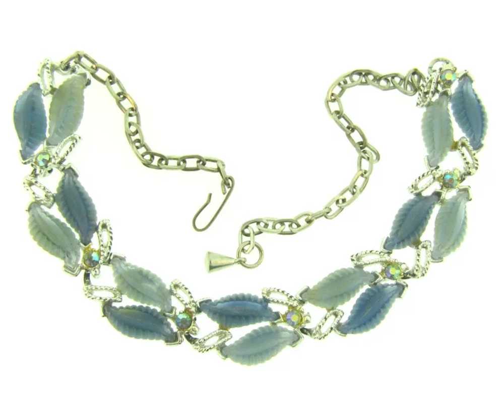 Vintage choker Necklace with Lucite blue leaves a… - image 5