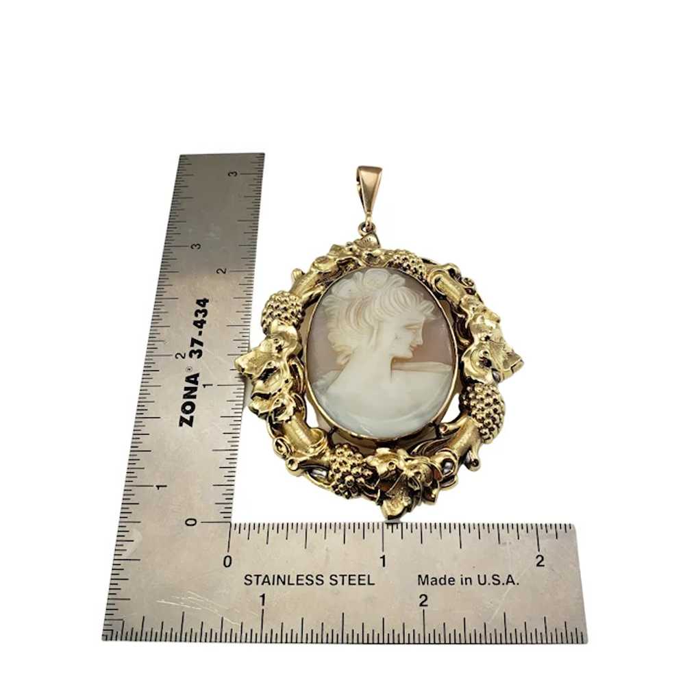 Vintage 14 Karat Yellow Gold Cameo Pendant - image 8