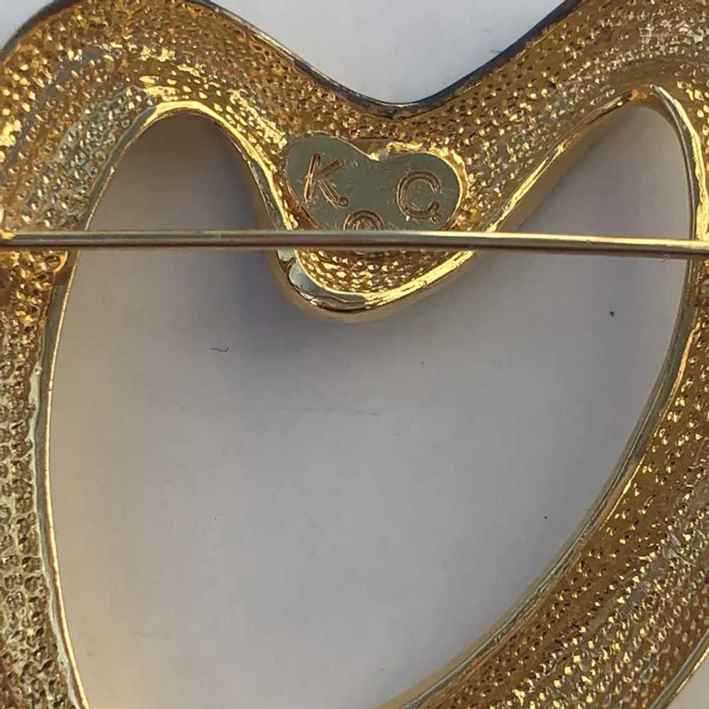 Vintage Goldtone Heart Brooch - Signed KC - image 3