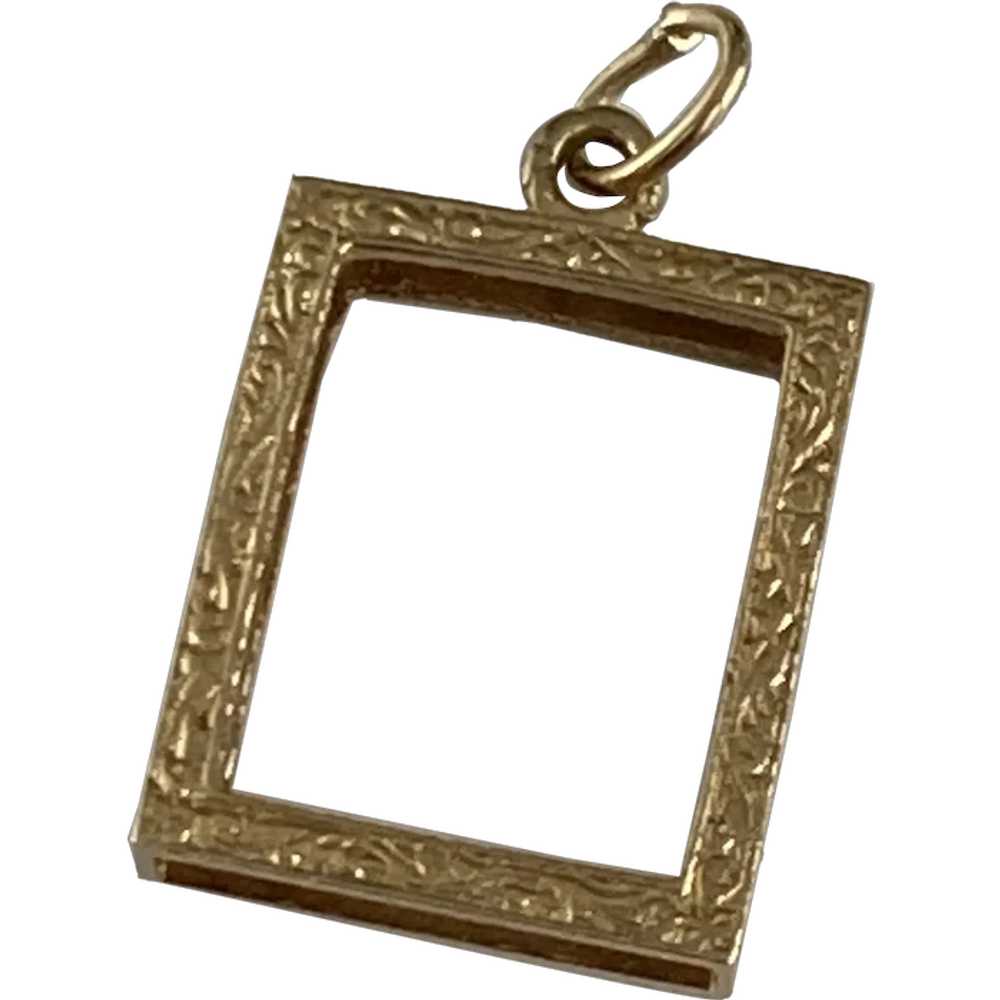 Photo FRAME vintage charm 14K Gold Three- Dimensi… - image 1