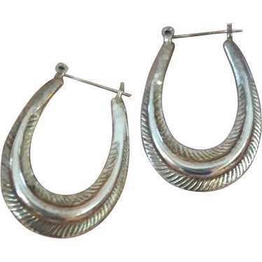 SILVER Oval Hoop Earrings