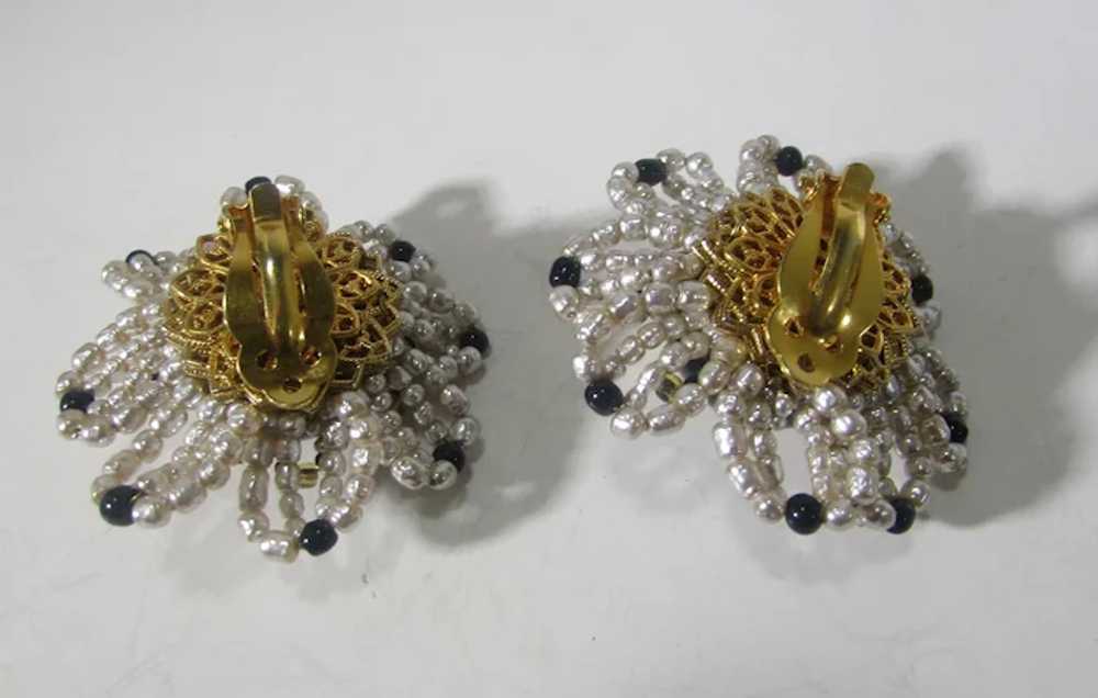 William De Lillo Beaded Flower Earrings With Art … - image 3