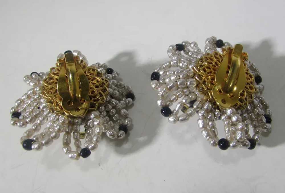 William De Lillo Beaded Flower Earrings With Art … - image 5