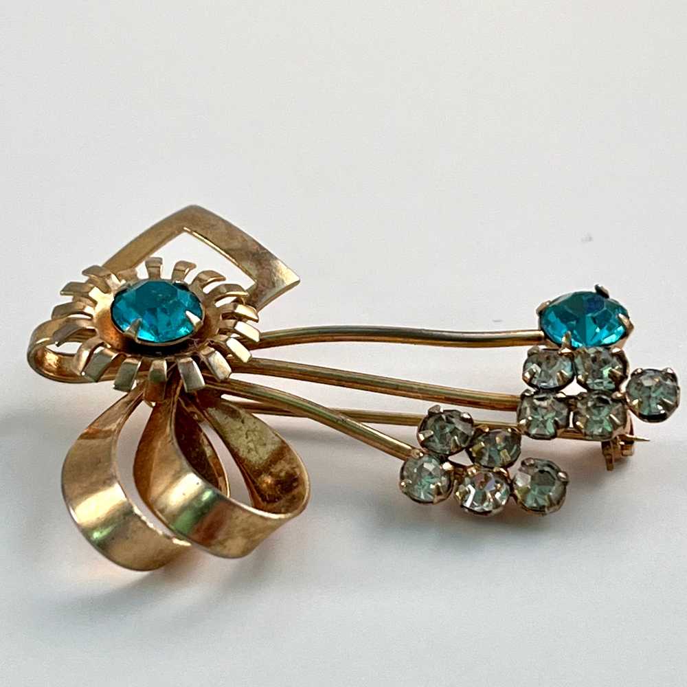 Late 50s/ Early 60s Rhinestone Flower Brooch - image 2