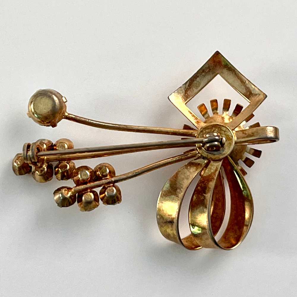 Late 50s/ Early 60s Rhinestone Flower Brooch - image 3